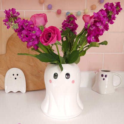 ghost vase